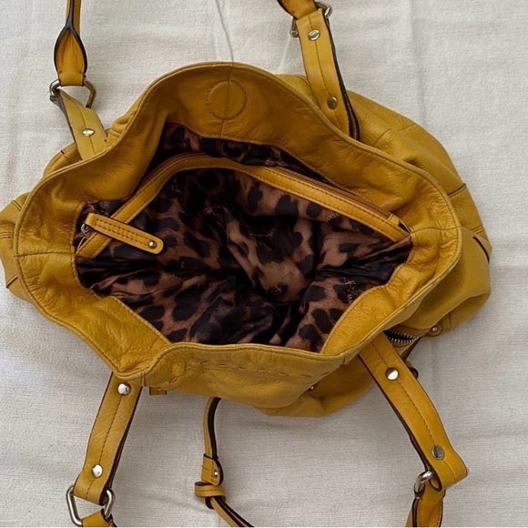 B Makowsky Mustard Yellow Leather Handbag Tote Satchel - Picture 4 of 7